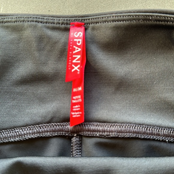 SOLD 🩷Spanx | Faux Leather Leggings in Matte Black Camo - Picture 4 of 5